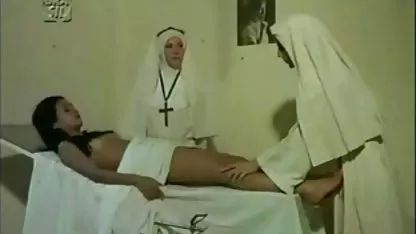 گاییدن, کوزه های بزرگ و موهای زائد, عشق جعبه را فیلم پورنوسکسی لمس کرد از خنده